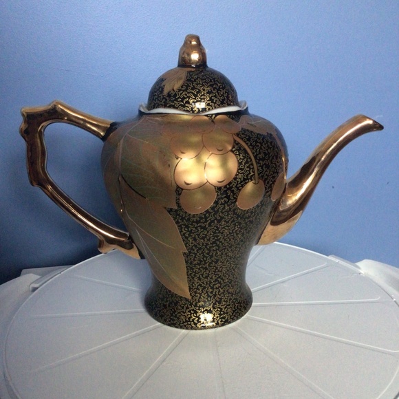 Vintage Art Nouveau style Coffee Teapot - Picture 1 of 10